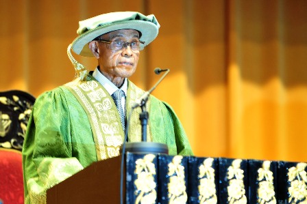 Pro-Canselor UPM,  Tan Sri Datoâ€™ Setia Dr. Nayan Ariffin menyampaikan  ucapan Majlis Konvokesyen ke-37 UPM sesi 2