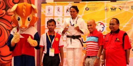 Emas Judo UPM NUR QURRATU' AINI ZAINAL ABIDIN