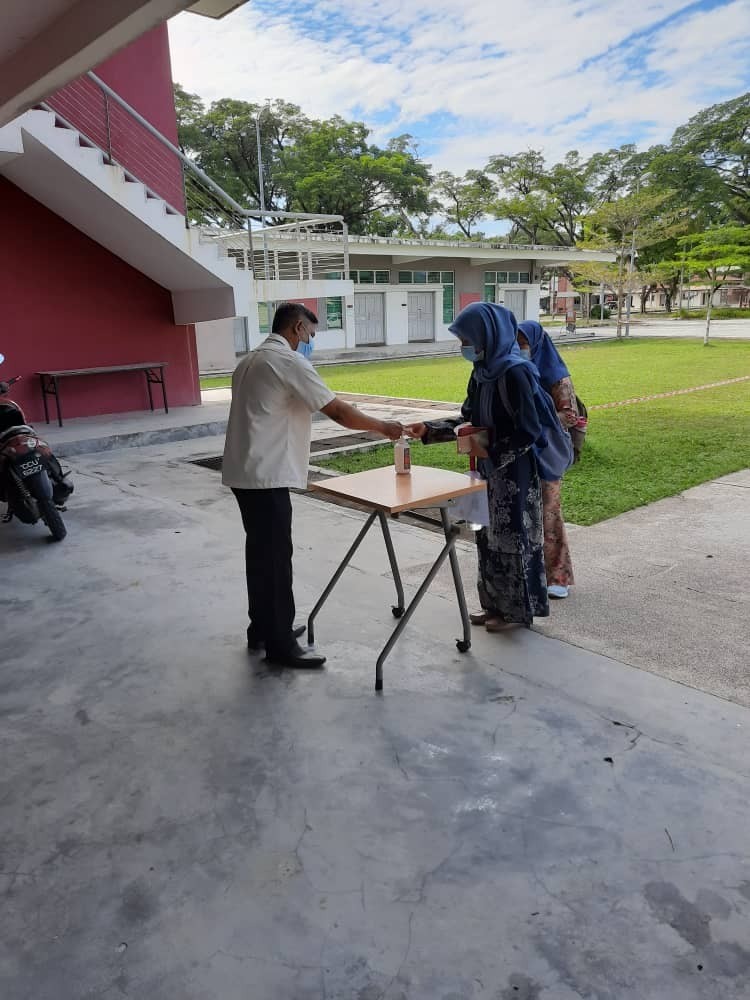 Agricultural Science Foundation Student Classes At E Academic Complex Kae During Mco Universiti Putra Malaysia